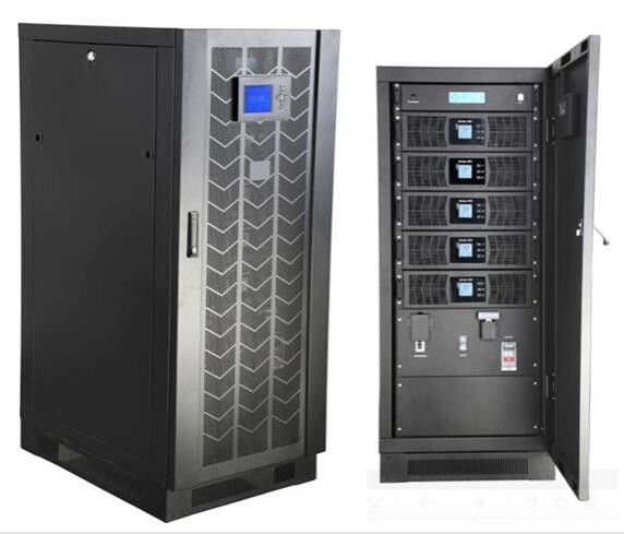 Serie ininterrumpida 20-300KVA de la fuente de alimentación de UPS de la eficacia del 95% CNM331 modular