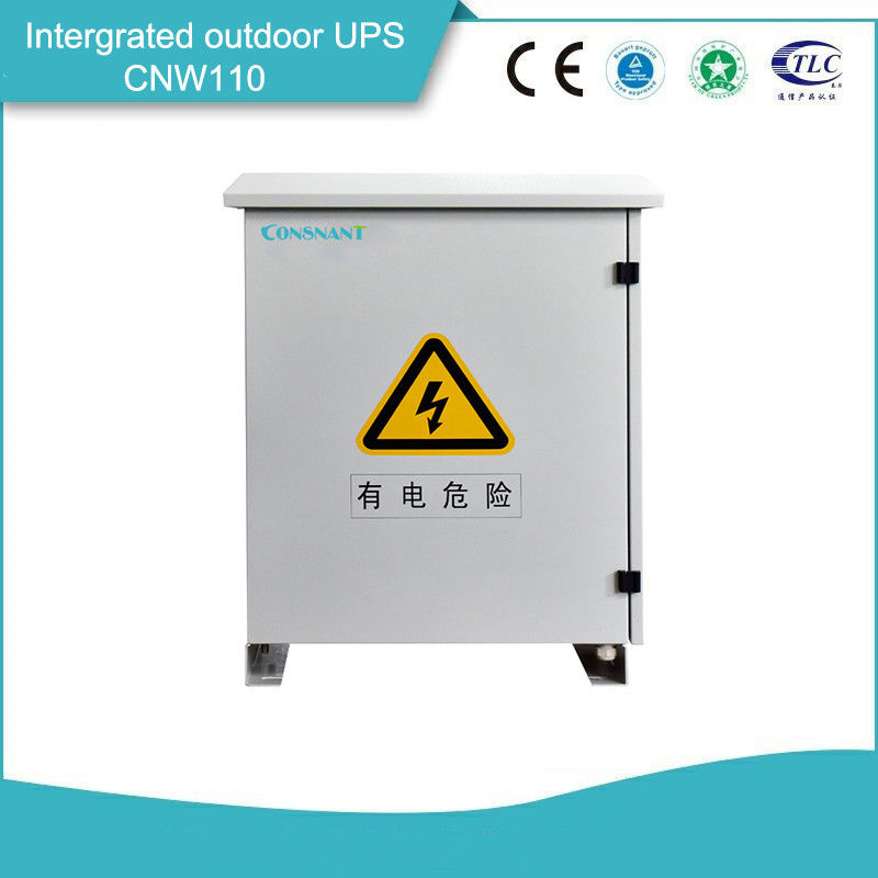Prenda impermeable al aire libre de los sistemas el de alta frecuencia 2KVA UPS con la batería del hierro del litio