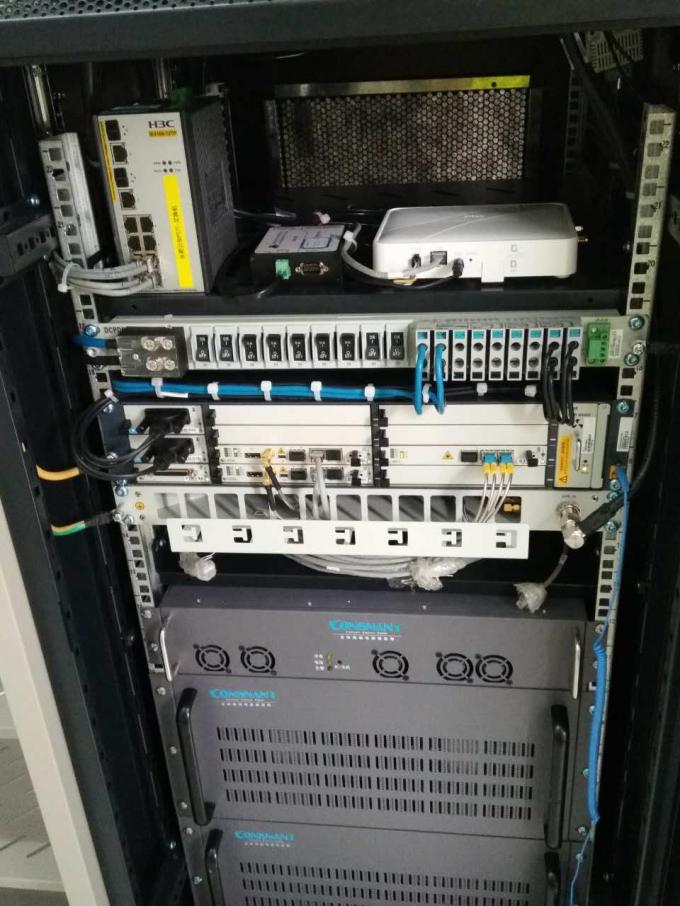 El pequeño estante modular integrado inteligente monta sube, estante del sistema de alimentación ininterrumpida aumentable