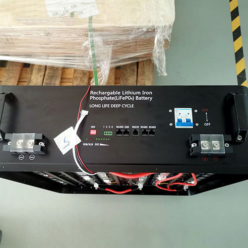 sistema de energía recargable de 48V LiFePO4 100Ah para las estaciones interiores de la distribución